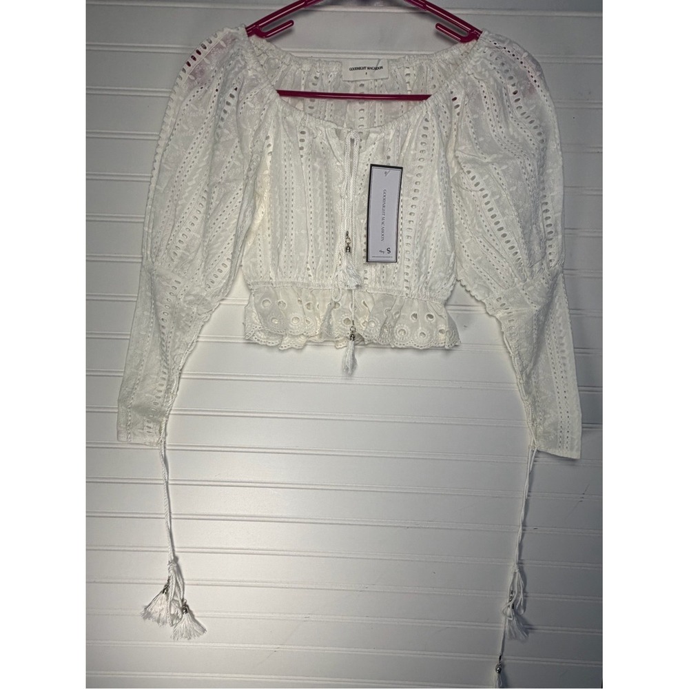 7 - NWT Goodnight Macaroon White Eyelet Lace Crop Top Peasant Blouse Size Small